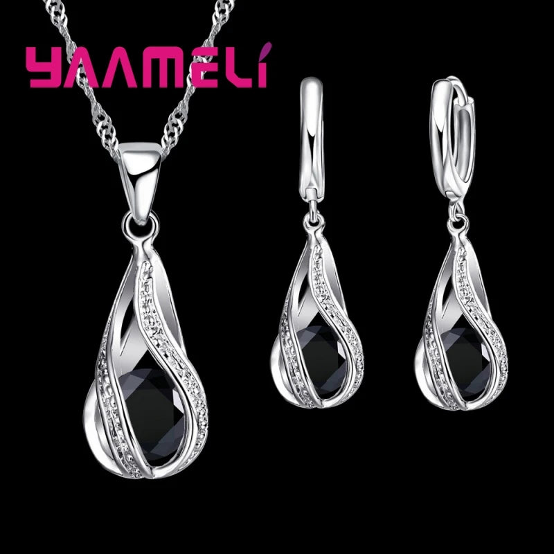 Collar de plata de ley con diamantes