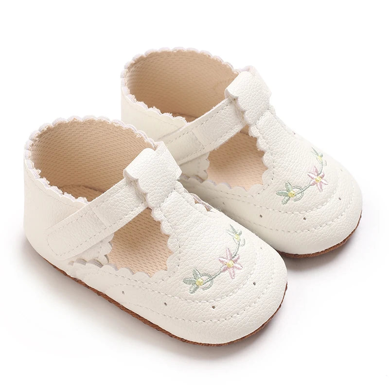 Zapatos vintage de niña