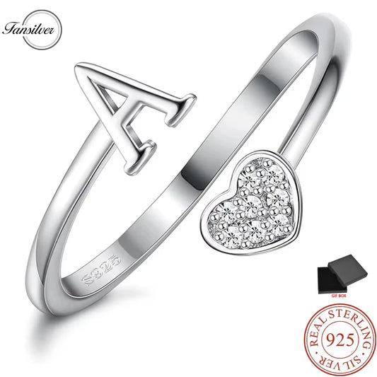 Anillo de plata de ley con inicial