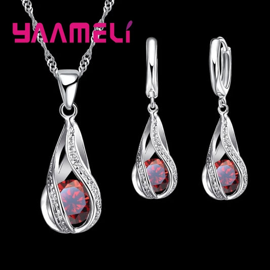Collar de plata de ley con diamantes
